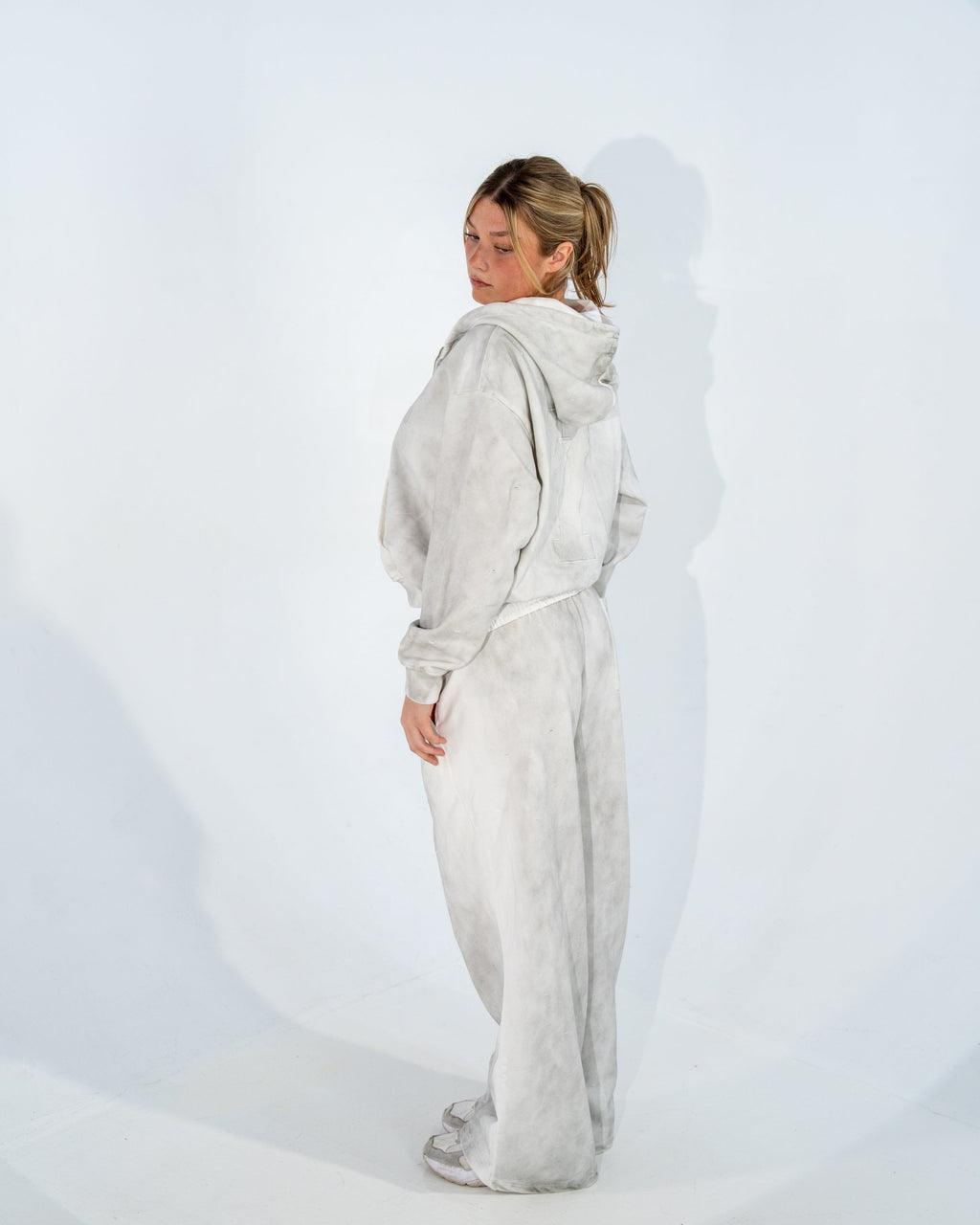 SAIN001 HEAVYWEIGHT SWEATPANTS (STONE)